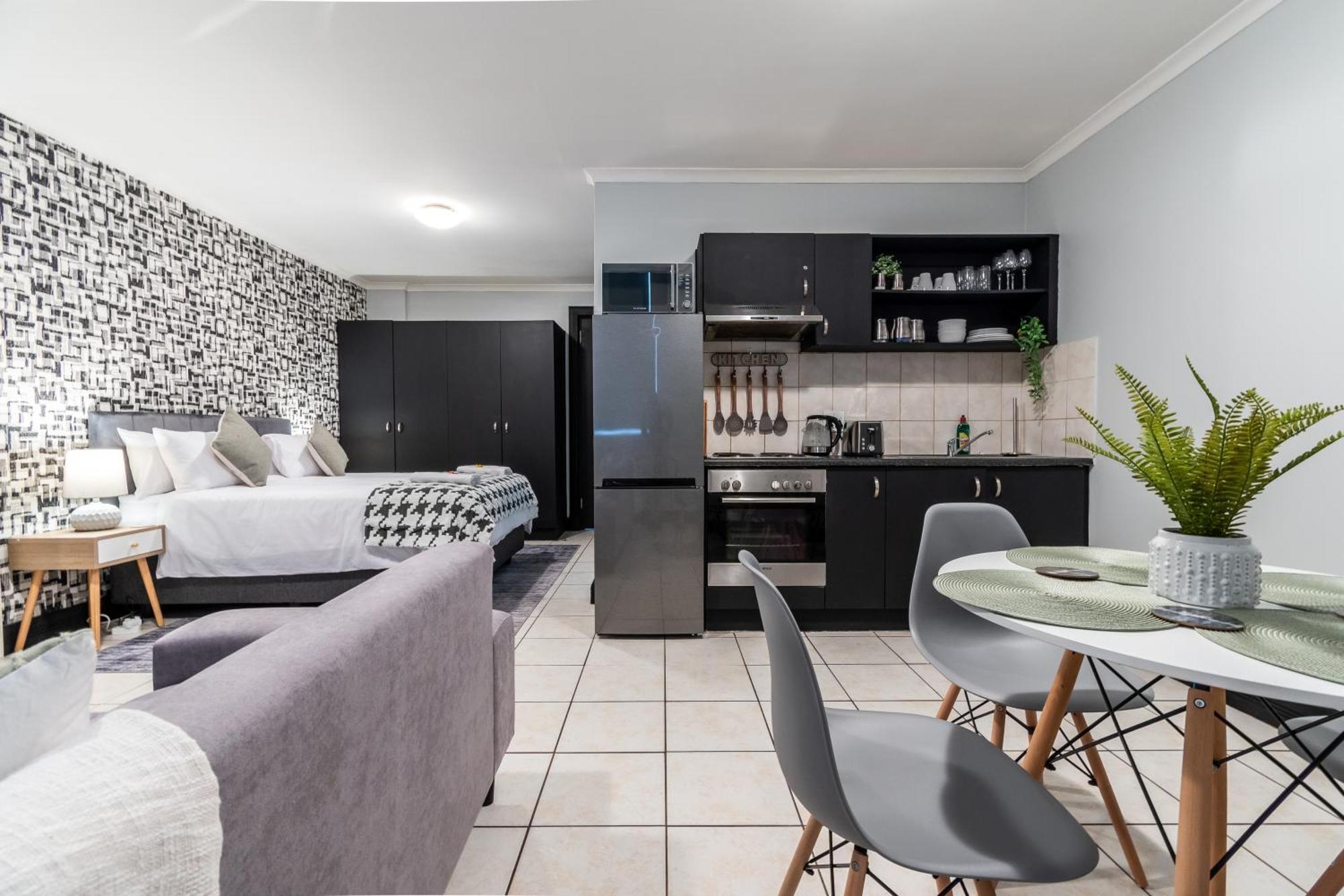 The Square 135- Studio With Free Parking, Pool & Gym Access Apartment Cape Town Exterior photo