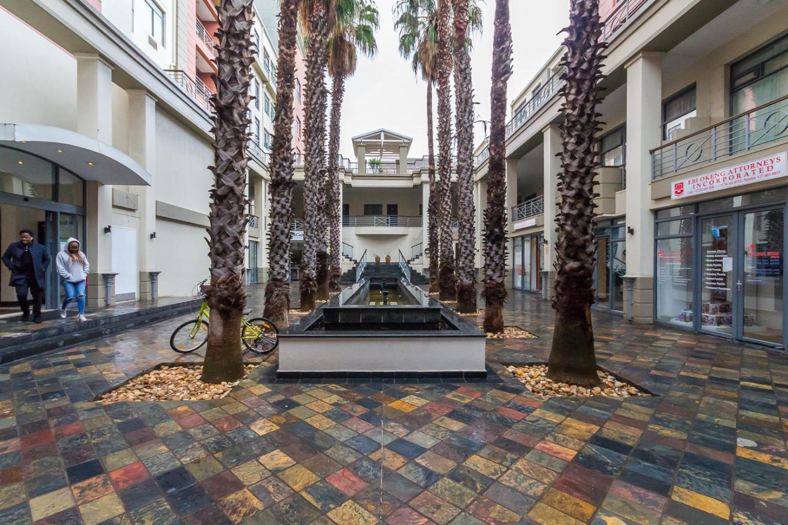 The Square 135- Studio With Free Parking, Pool & Gym Access Apartment Cape Town Exterior photo